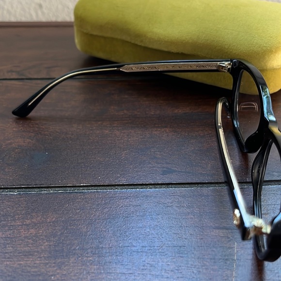 A brand new✨ unused✨ Gucci Optical glasses - Picture 8 of 10